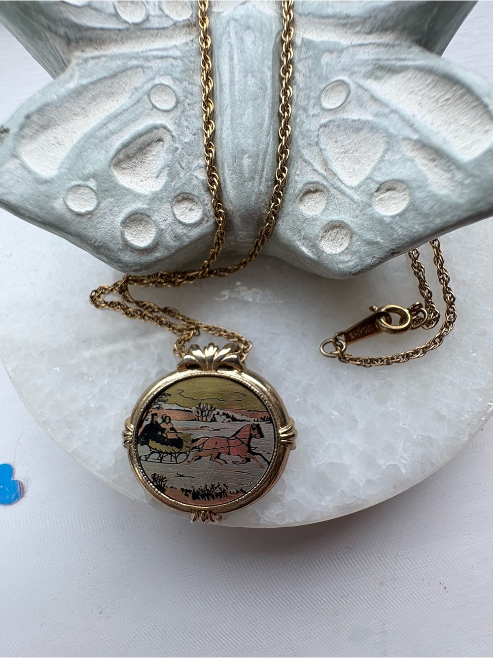 Avon 1982 Damascene-Style  Christmas Holiday Sleigh Ride Pendant